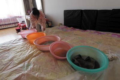 通许楼上漏水，住户失联，小区没物管，业主维权难！律师来支招……